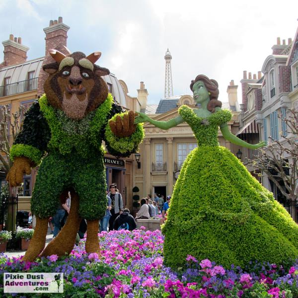 Beauty-and-beast-topiary